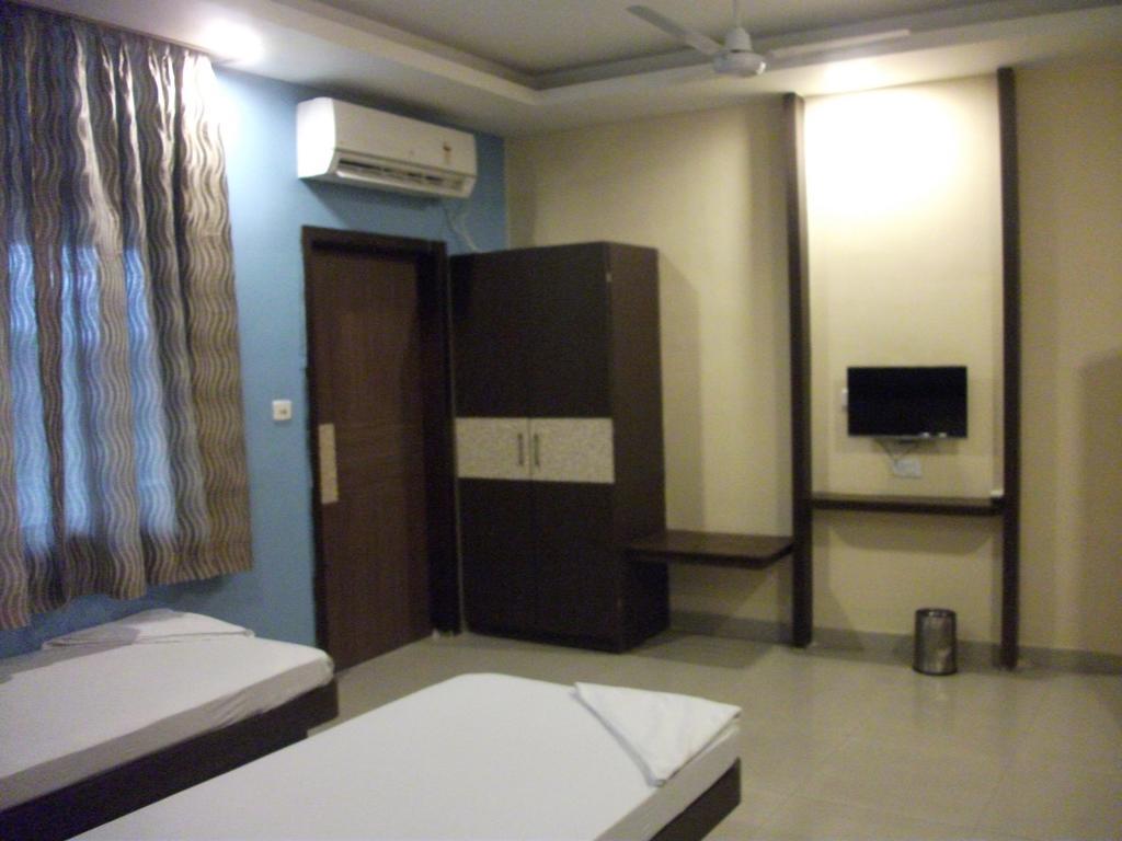 Hotel Parashuram Guwahati Exterior foto