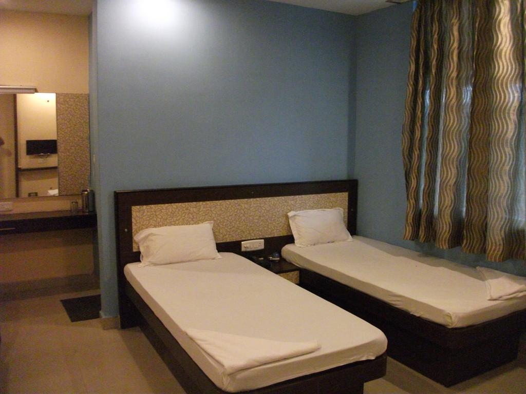 Hotel Parashuram Guwahati Exterior foto