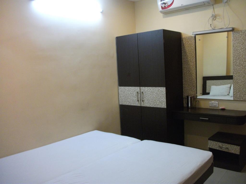 Hotel Parashuram Guwahati Exterior foto