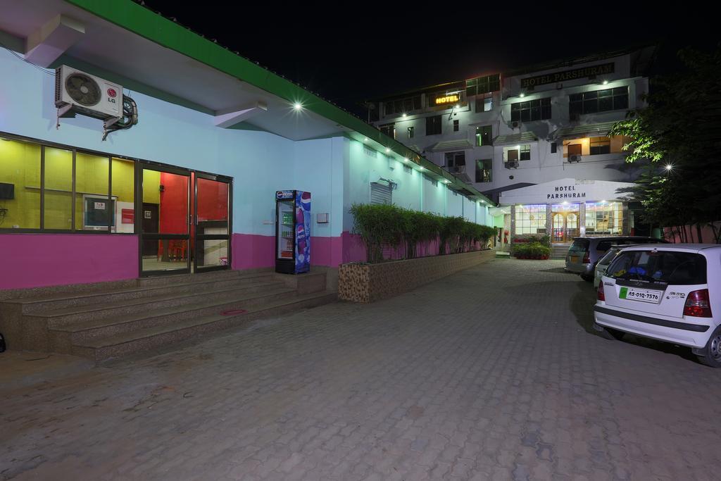 Hotel Parashuram Guwahati Exterior foto